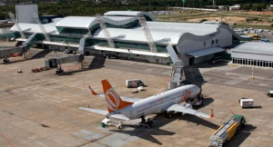 Alta explosiva: combustível para avião dobra de valor, ameaça voos regionais e pode afetar preço das passagens no Nordeste