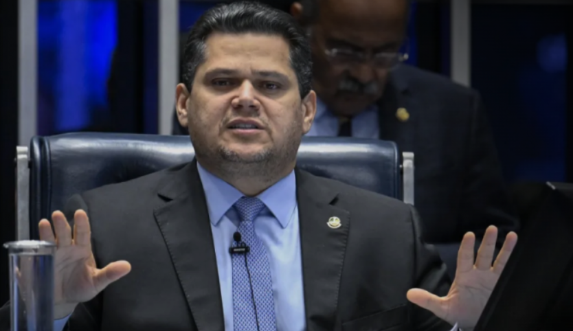 Proposta de delação de Vorcaro cita suposto pagamento de R$ 155 milhões a Alcolumbre, diz revista